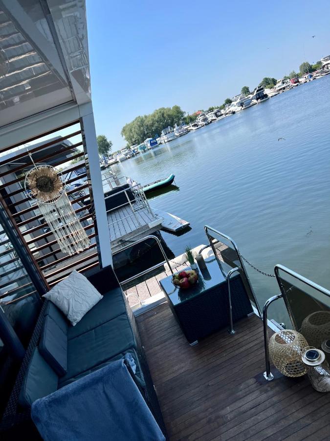 Hausboot Buddy Weyhe Екстериор снимка